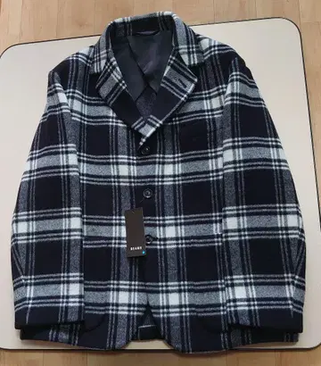 인기 브랜드 빔즈 삼단 버튼 자켓 TA CA Si 체크 무늬