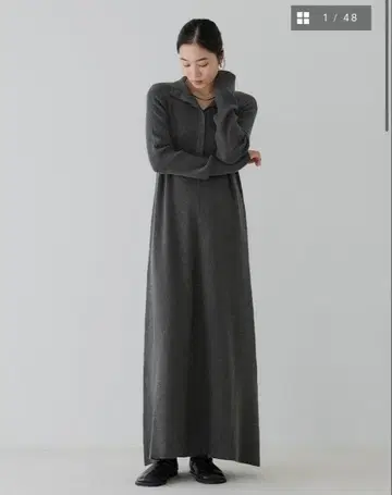 크루레 / crewre 프론트 플라이니트 원피스 차콜 그레이