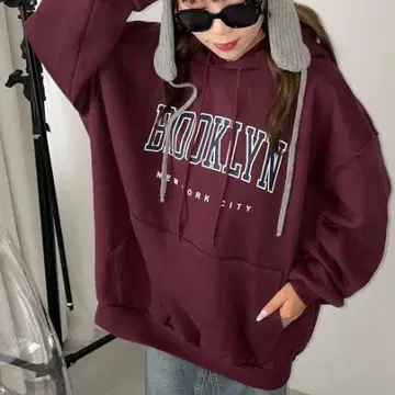 WEGO BROOKLYN 로고 빅 후드티