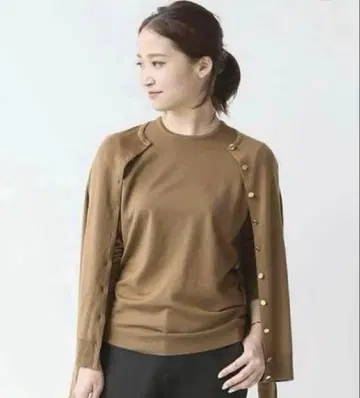 MUSE 하이 게이지 니트 가디건 골드 버튼 36 두지엠 클라세