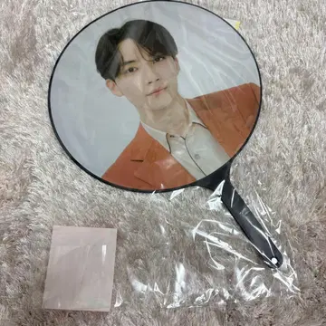 세븐틴 부채 정한