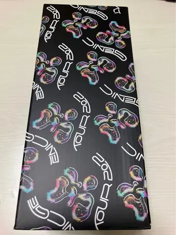 GENIC if 투어 응원봉