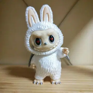 천사 러브브의 피규어 날개 포함