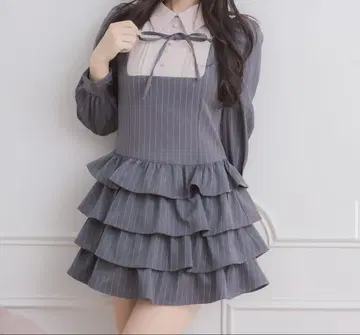 요크 절개 티어드 미니 원피스 pium