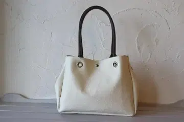 숄더백 크림 계열 천연 가죽 핸드메이드 896