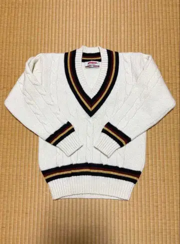 McGregor V넥 스웨터 M