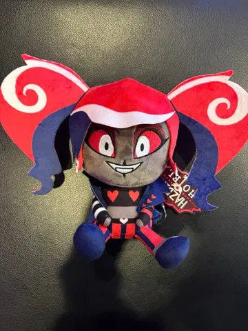 해즈빈 호텔에 어서 오세요 라운드원 한정판 앉은 봉제 인형 벨벳