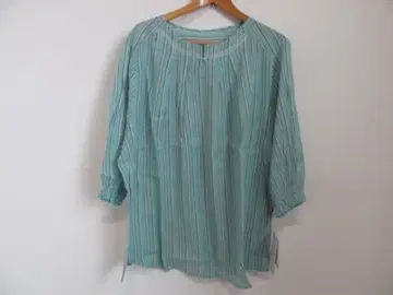 스카이블루 스트라이프 7부 소매 셔츠