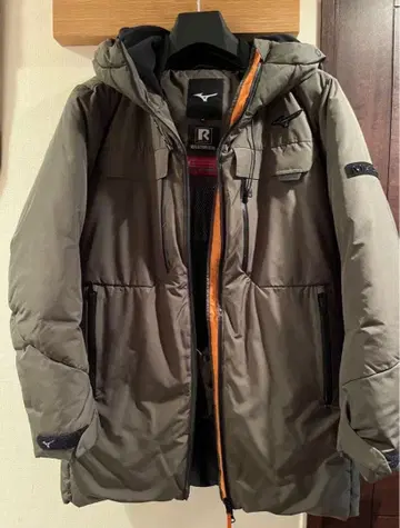 미즈노 리플렉션 기어 다운 자켓 M 사이즈 그린