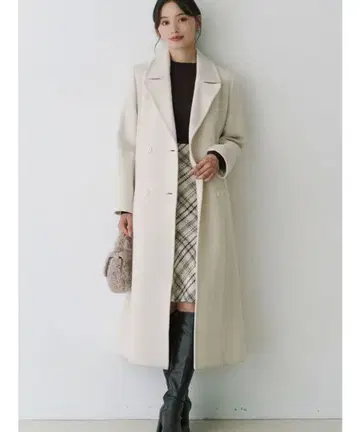 울 체스터 코트 아이보리