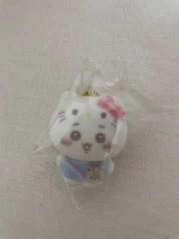 치이카와 산리오 시크릿 플로키 마스코트 참 키티