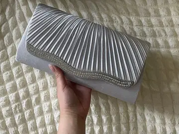 실버 플리츠 디자인 파티 백