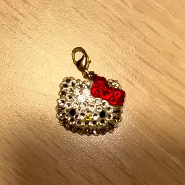 헬로키티 스와로브스키 참 긴자 한정판