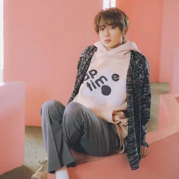 [ 가격 인하 협상 가능 ] Naptime MIX 니트 가디건 BLACK