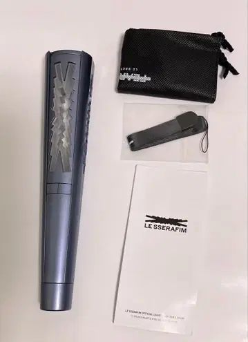 LE SSERAFIM OFFICIAL LIGHT STICK