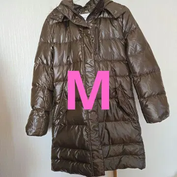 브라운 다운 자켓 후드 부착