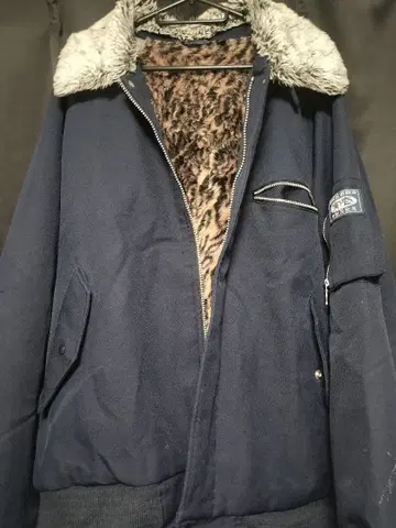 도라이치 한정판 호랑이 무늬 파이롯트 점퍼