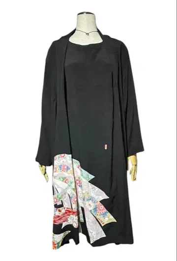 낙관 있음 블랙 전통 예복 기모노 리메이크 원피스 앙상블풍