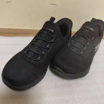 스케쳐스 슬립인즈 사이즈 23cm