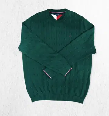 타미힐피거 그린 케이블 니트 스웨터