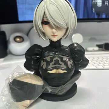 2B 아트 스케일 피규어