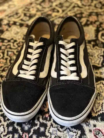 Vans 스웨이드 스니커즈 블랙/화이트