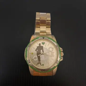 USJ 죠죠의 기묘한 모험 쿼츠 손목시계 'DIO THE WORLD'