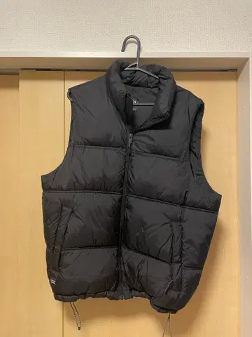 ZARA 블랙 다운 베스트 M