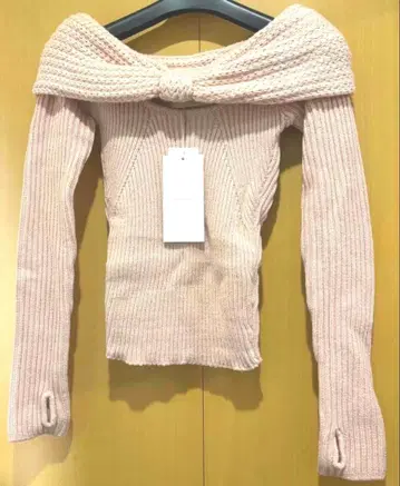 안도마리 Amanda 오프숄더 탑 핑크 오프숄