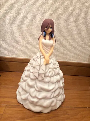 웨딩 드레스 피규어