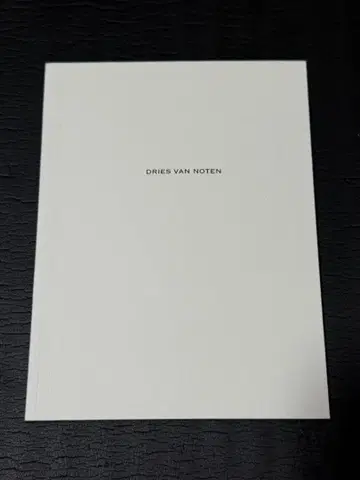 DRIES VAN NOTEN 16-17AW 룩북 런웨이