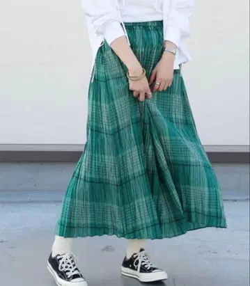 르 그라지크 그린 체크 무늬 플리츠 스커트 36
