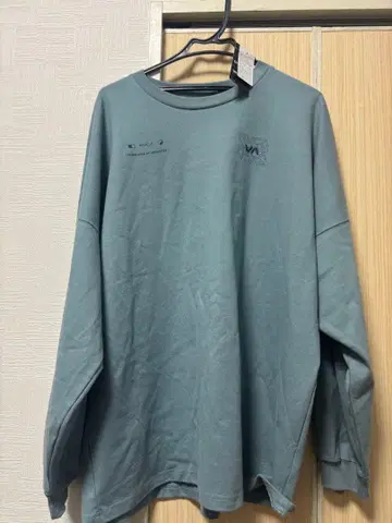 택 포함 미사용 새상품 RVCA 롱T