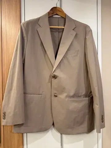 베이지 비즈니스 자켓 2버튼