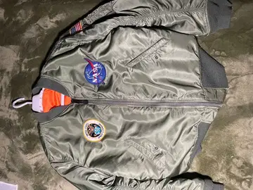 NASA MA-1 플라이트 자켓 올리브 그린