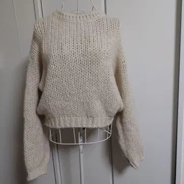 El mar 아이보리 오버 사이즈 니트 스웨터