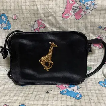 ear PAPILLONNER 이어파피요네 소가죽 미니 숄더 기린