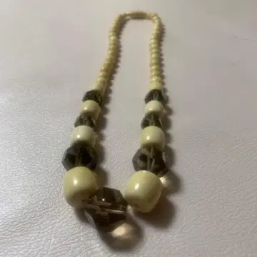 천연 소재 아이보리 목걸이