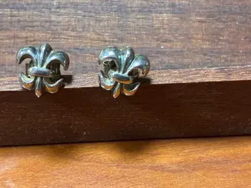 실버 플뢰르 드 리스 귀걸이