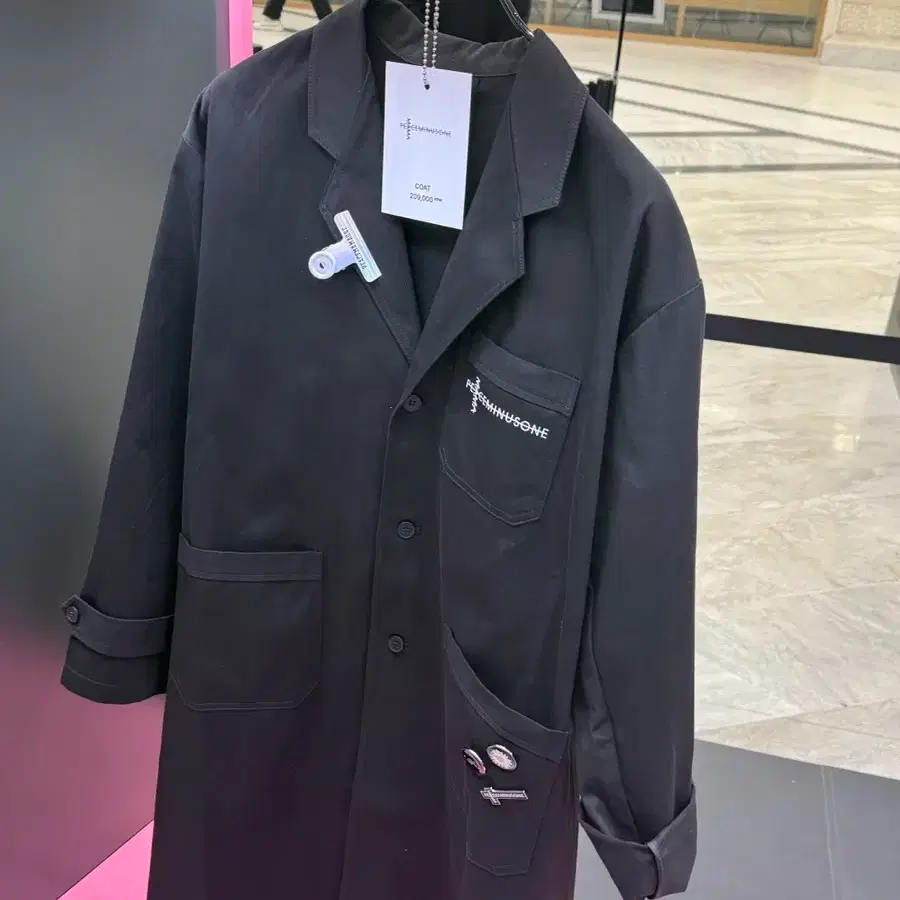 PEACEMINUSONE MAMA コート G-DRAGON ジヨン PEACEMINUSONE MAMA コート G-DRAGON ジヨン - メルカリ