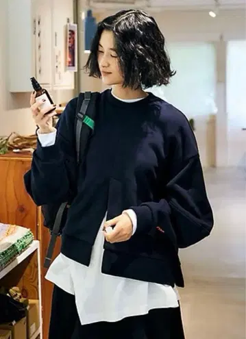 나곤스탠스 프론트 벤츠 풀오버 맨투맨