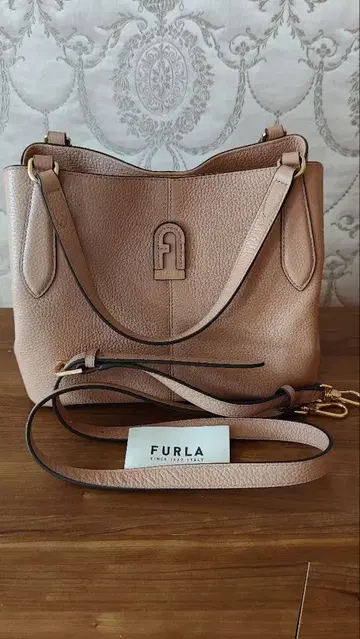 FURLA 베이지 숄더백