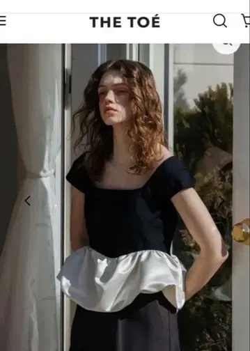 THETOE Ifestou 프릴 탑