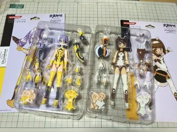 무장신희 라이트아머 파티오, 포모크 프로토타입 버전