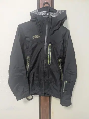 레어 NITRAID HYDRO SPEC 6 HOODIE 도프 포레스트