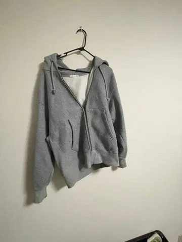 GU 그레이 후드티