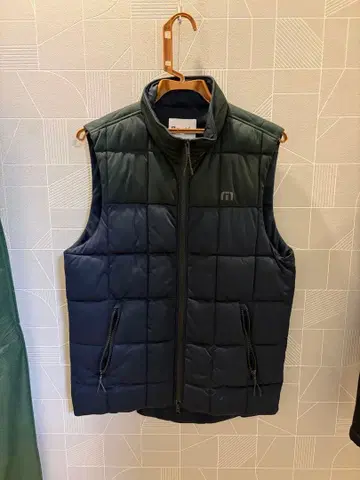 트래비스 매슈 M 사이즈 충전솜 베스트