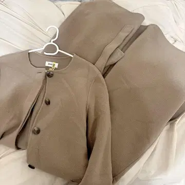 SNIDEL 스나이델 노카라 A라인 롱 코트