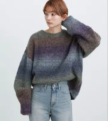 select MOCA 크루넥 그라데이션 니트