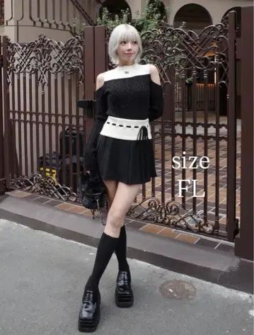 Darich 다리치 숄더 오픈 니트 셋업 로고 DD